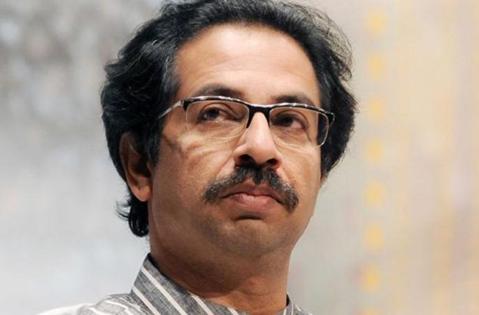 Uddhav Thackeray comments on china infiltration in doklam | डोकलाममध्ये चीन; राज्यकर्त्यांच्या कानात धोक्याच्या घंटेचा आवाज घुमेल काय?- उद्धव ठाकरेंचा मोदींना टोला Uddhav Thackeray comments on china infiltration in doklam | डोकलाममध्ये चीन; राज्यकर्त्यांच्या कानात धोक्याच्या घंटेचा आवाज घुमेल काय?- उद्धव ठाकरेंचा मोदींना टोला